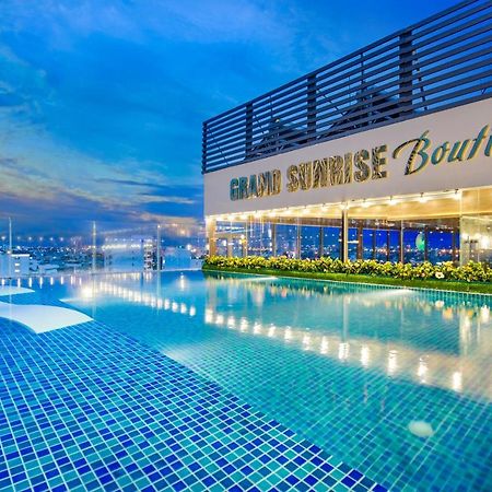 Grand Sunrise Boutique Hotel Дананг Экстерьер фото