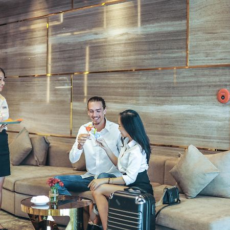 Grand Sunrise Boutique Hotel Дананг Экстерьер фото