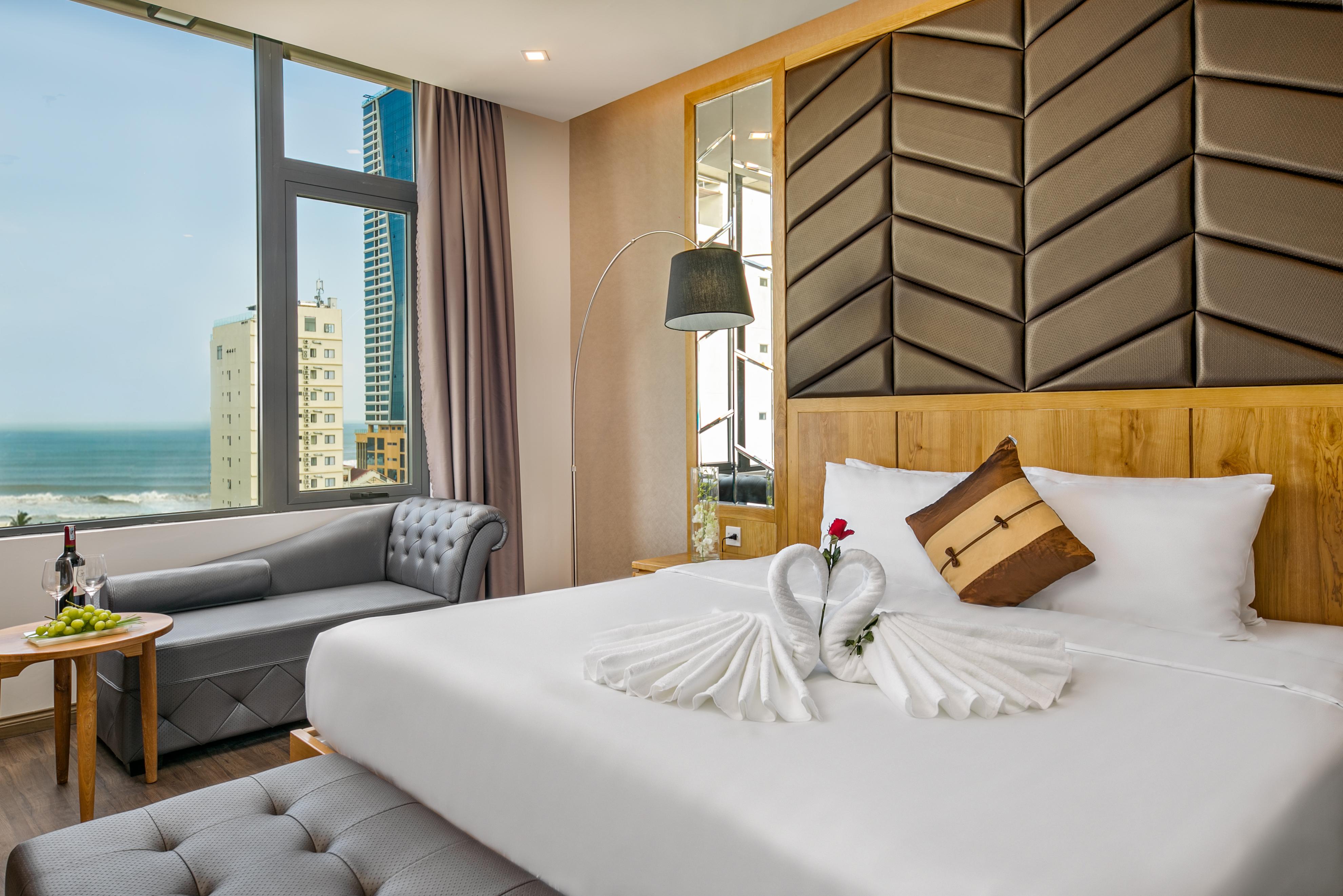 Grand Sunrise Boutique Hotel Дананг Экстерьер фото