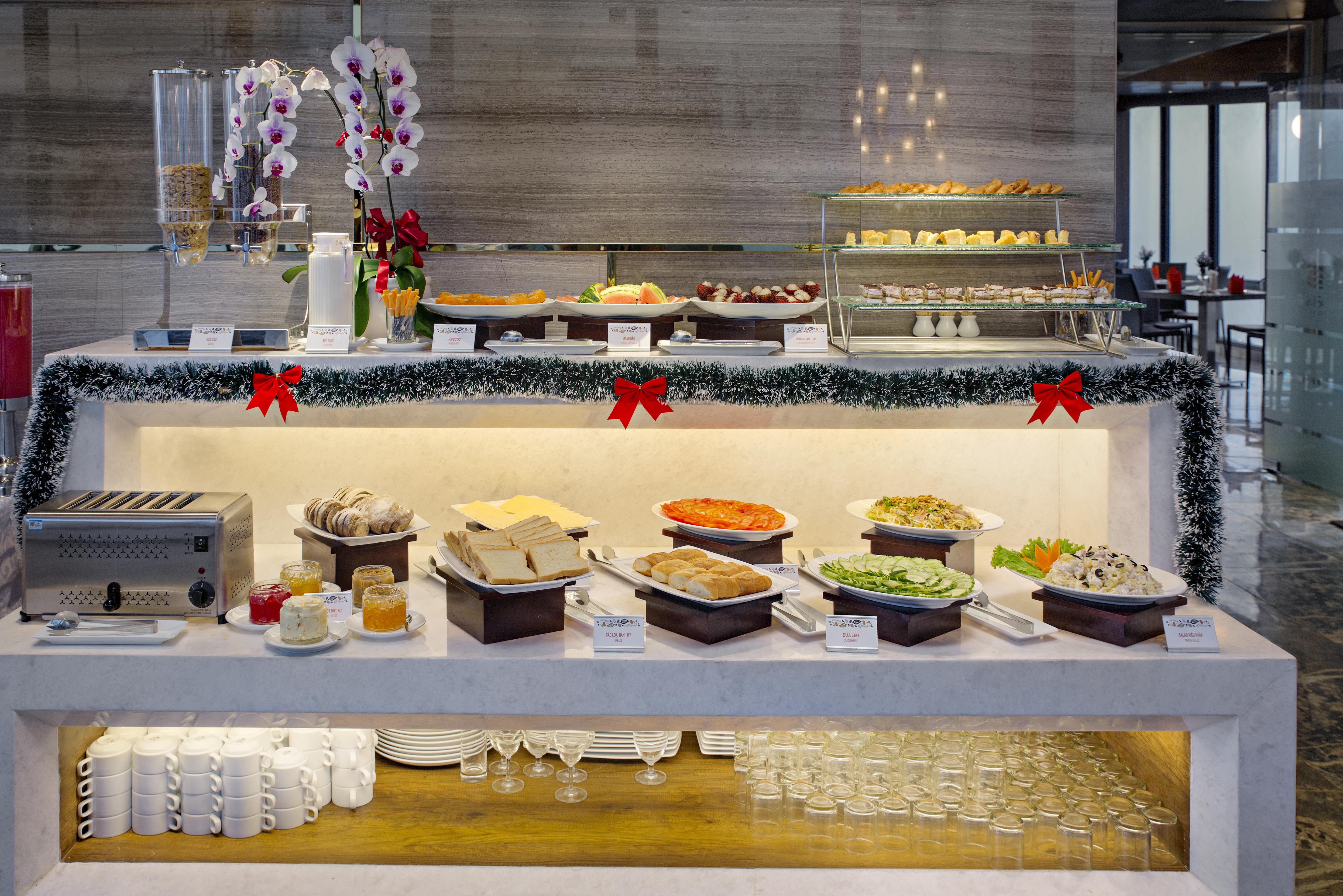 Grand Sunrise Boutique Hotel Дананг Экстерьер фото