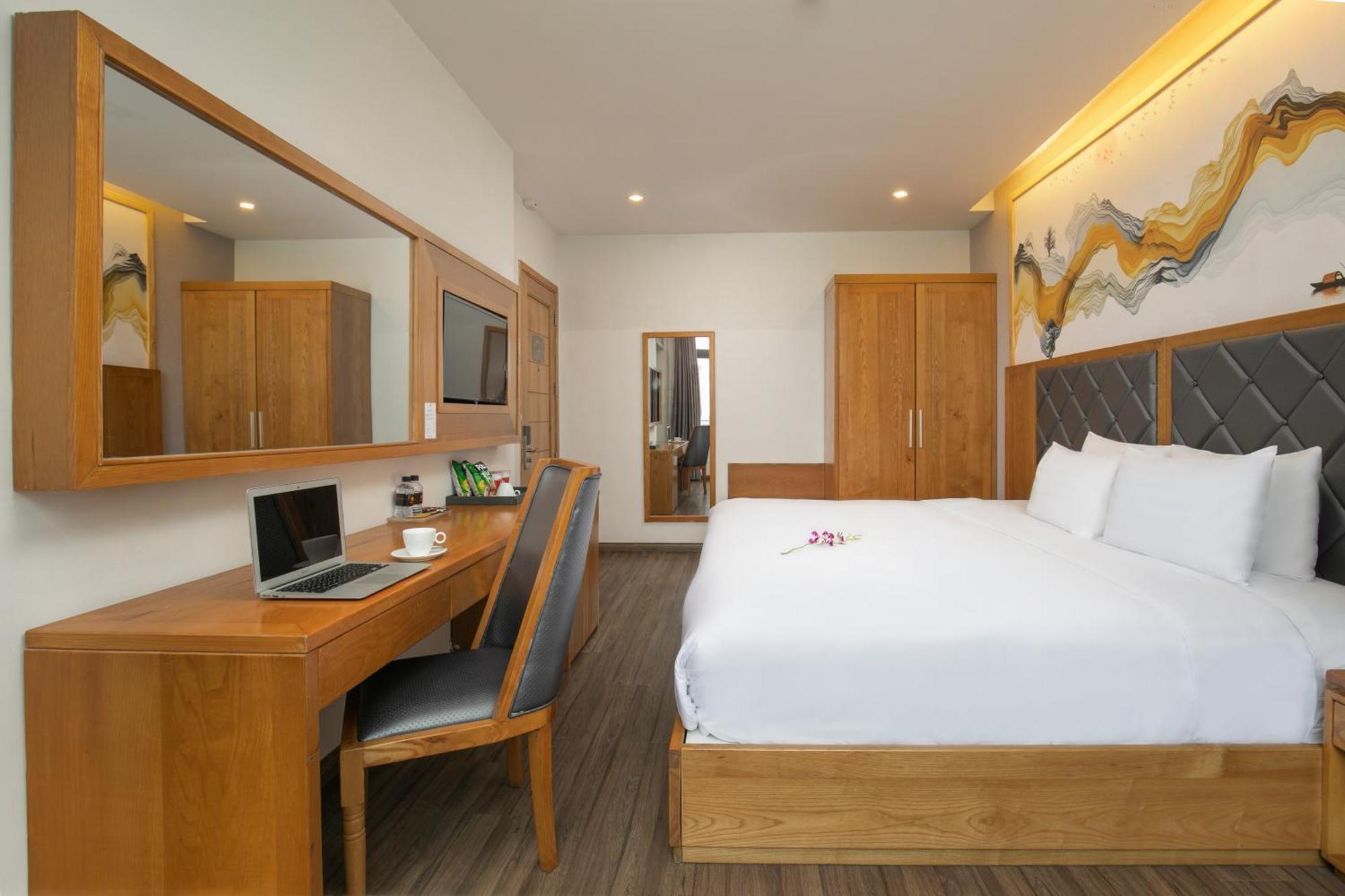 Grand Sunrise Boutique Hotel Дананг Экстерьер фото