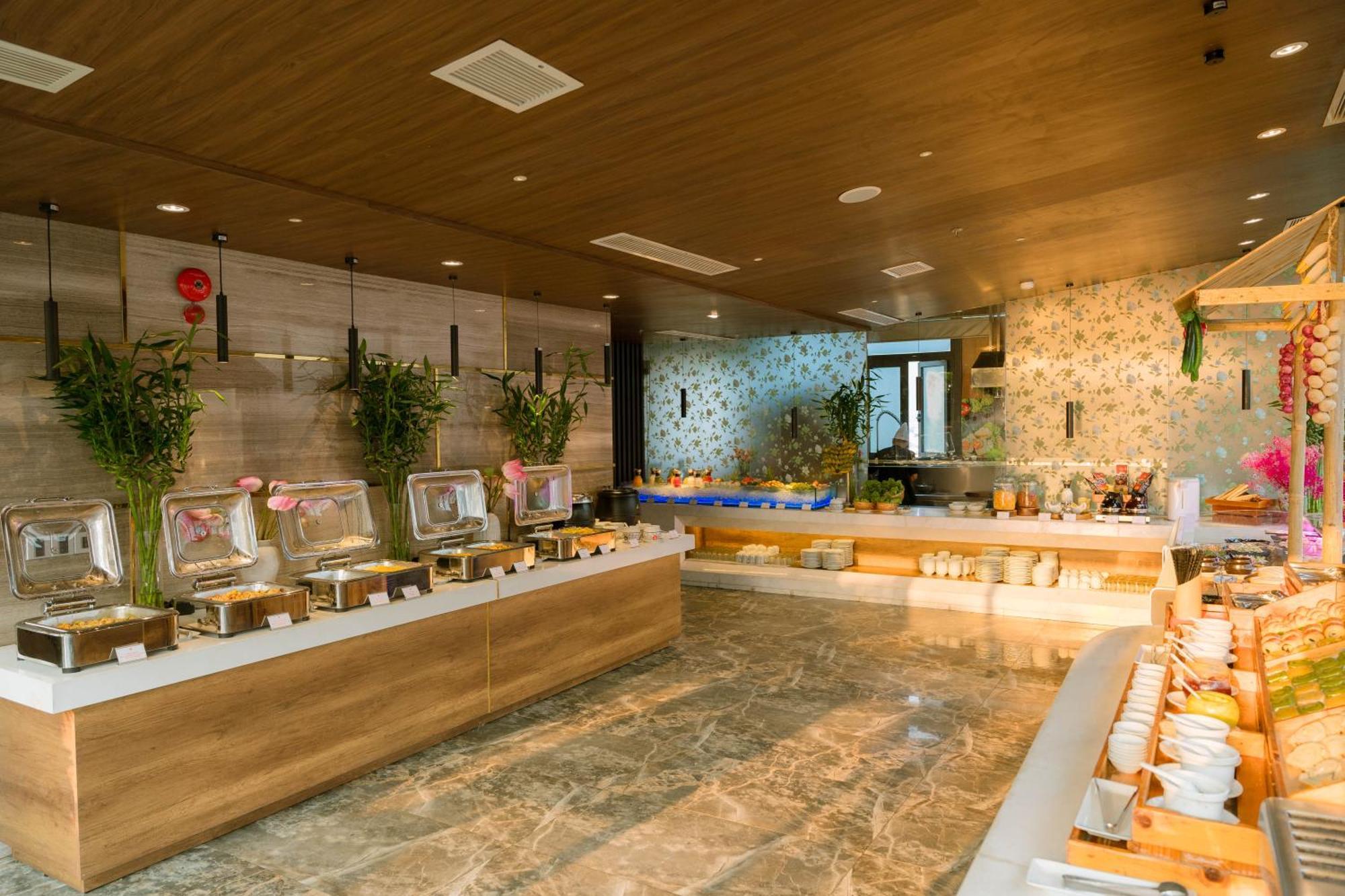 Grand Sunrise Boutique Hotel Дананг Экстерьер фото