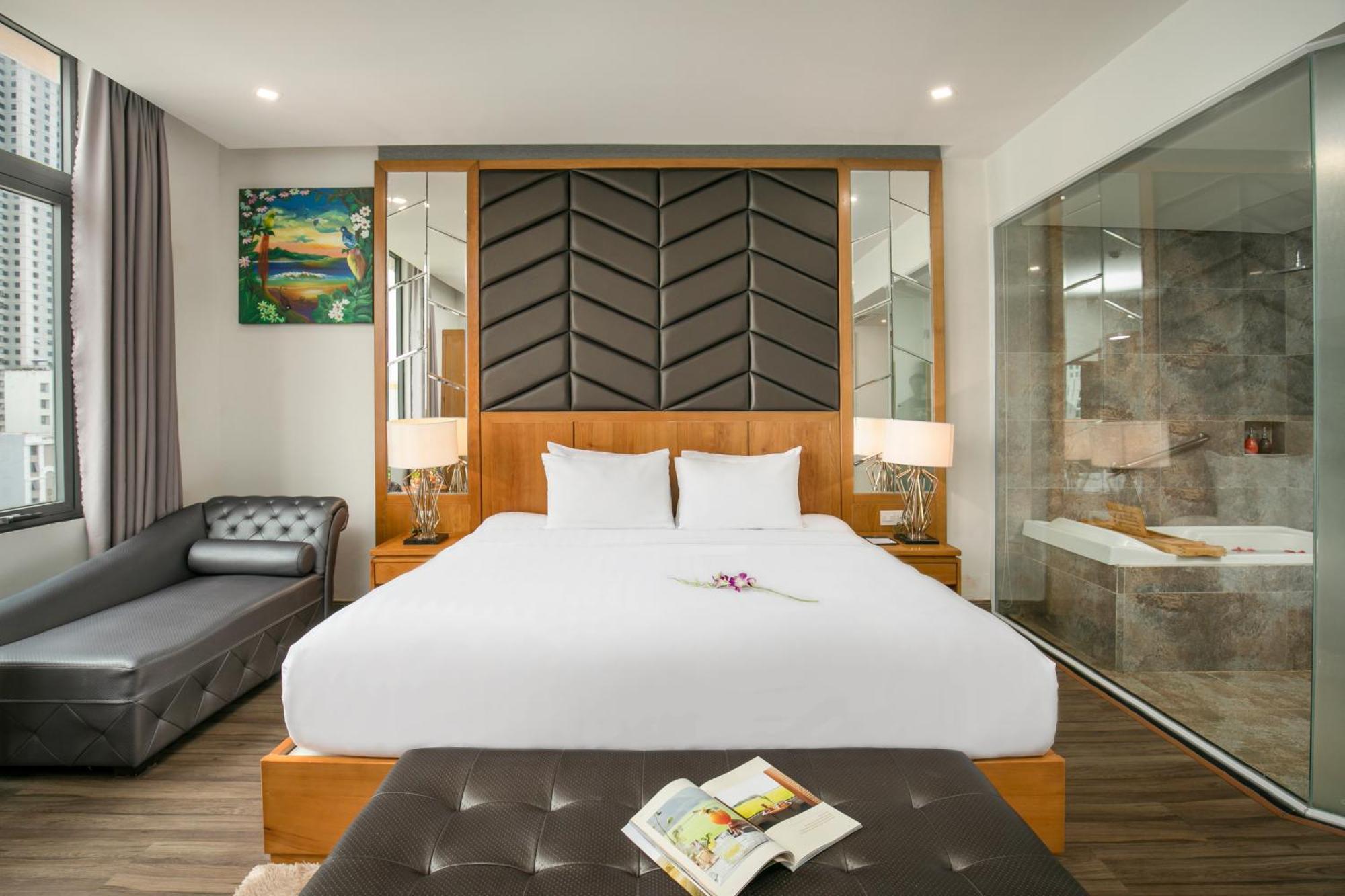 Grand Sunrise Boutique Hotel Дананг Экстерьер фото
