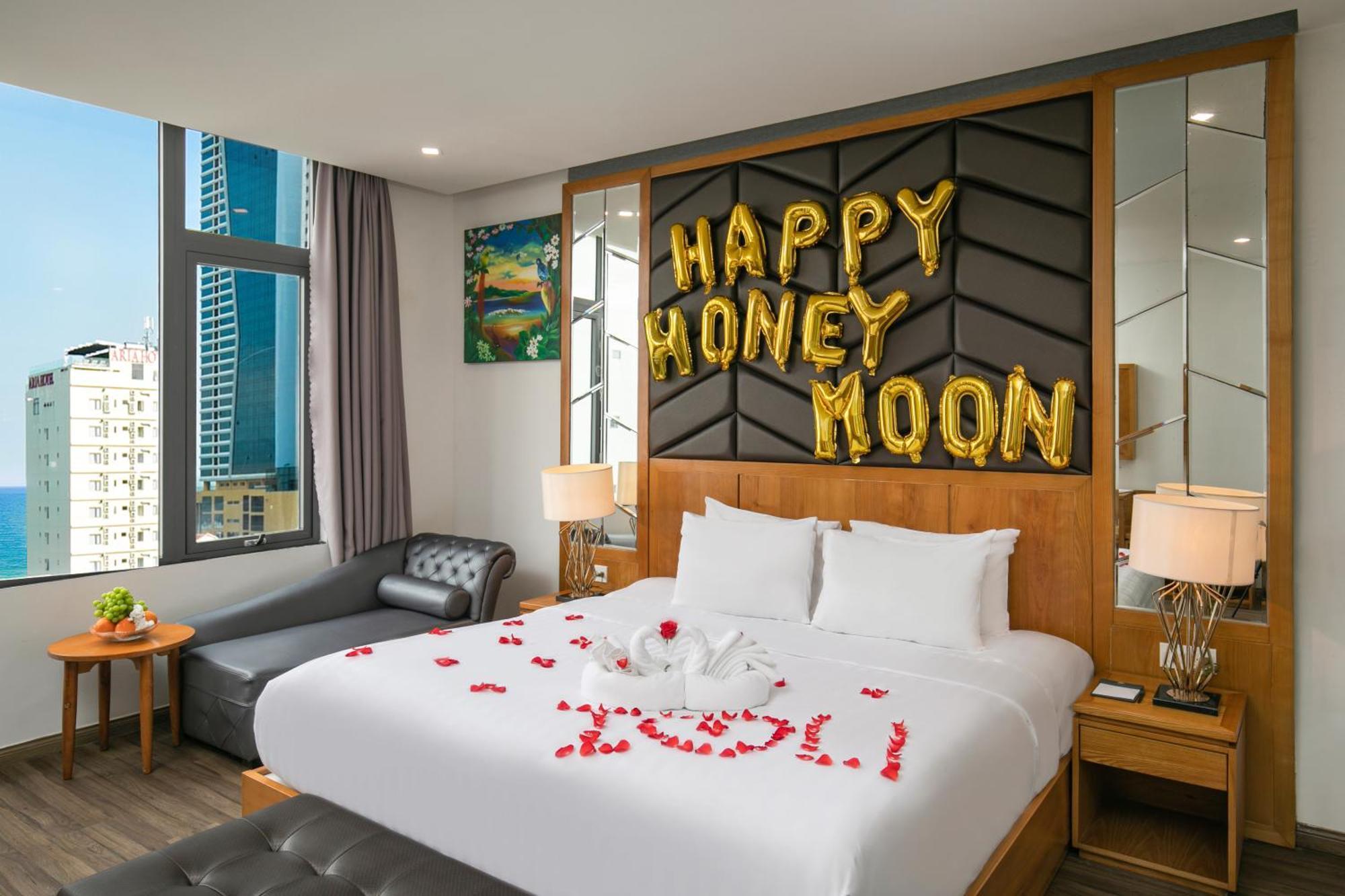 Grand Sunrise Boutique Hotel Дананг Экстерьер фото