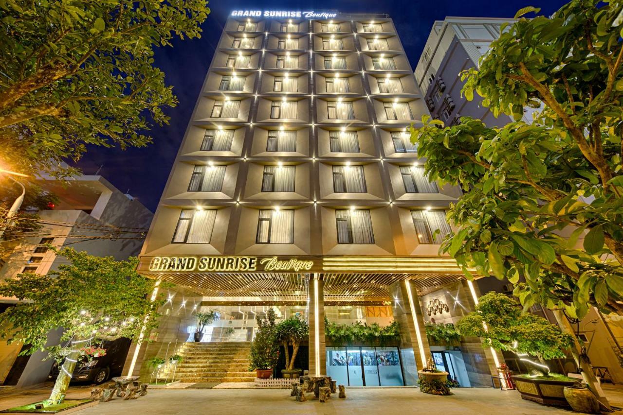 Grand Sunrise Boutique Hotel Дананг Экстерьер фото